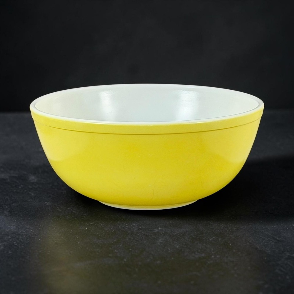 Vintage PYREX 404 Yellow Mixing Bowl 10.5" Mid Century USA Glass